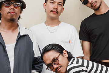 Dari tongkrongan, Barmy Blokes ‘Gas Rem BLONG!’